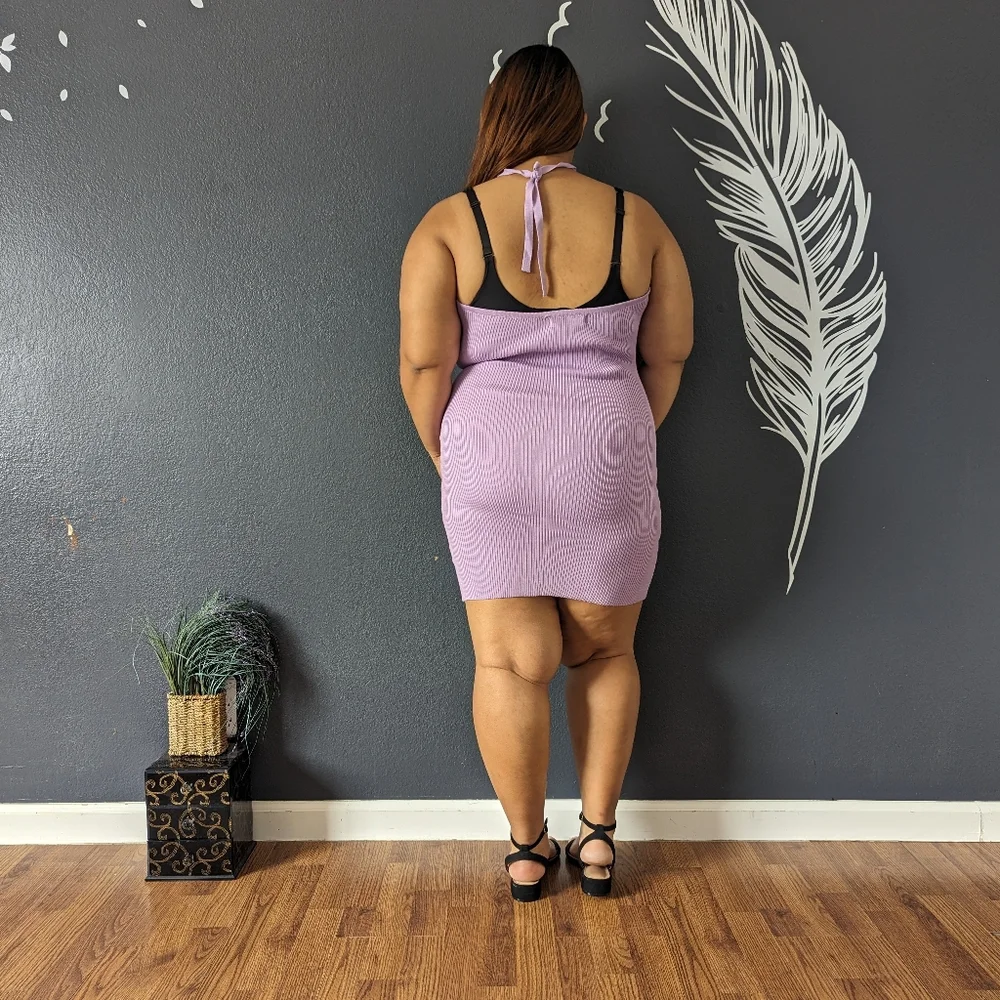 Almost Famous Bodycon Dress - Picture 3 of 11